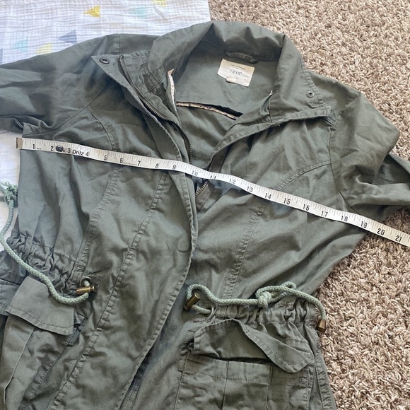 IRIS Army Green Utility Zip Up Jacket Size Small - Picture 9 of 10